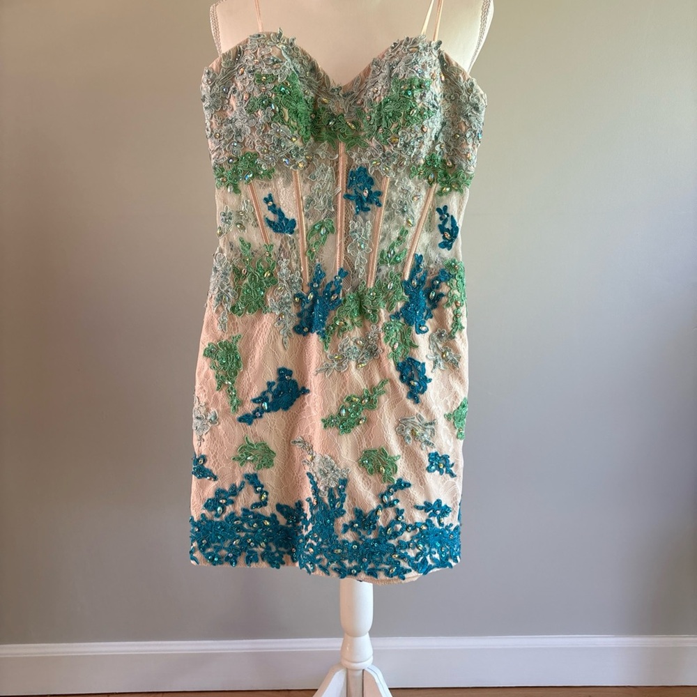 Boutique Formal Beaded Dress by Rachel Allan In Size 0 Removable Strapless - Picture 2 of 11